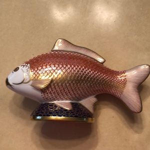 Authentic Royal Crown Derby Fish English China